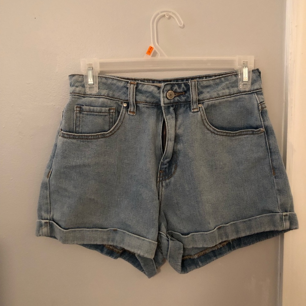 Pacsun light wash jean shorts